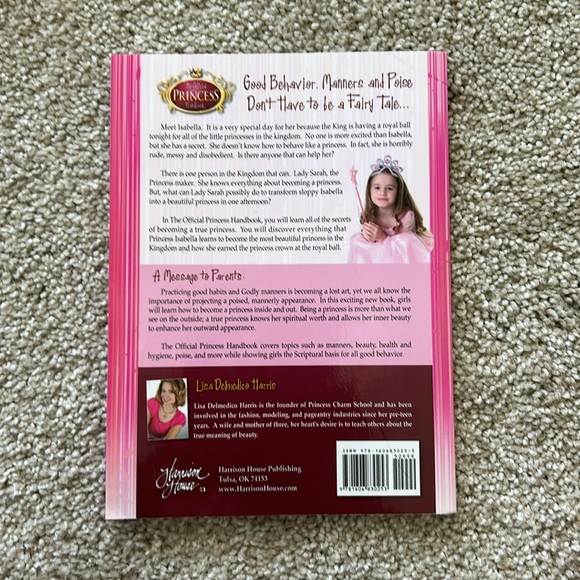 Princess Handbook, Paperback Book - Picture 3 of 3